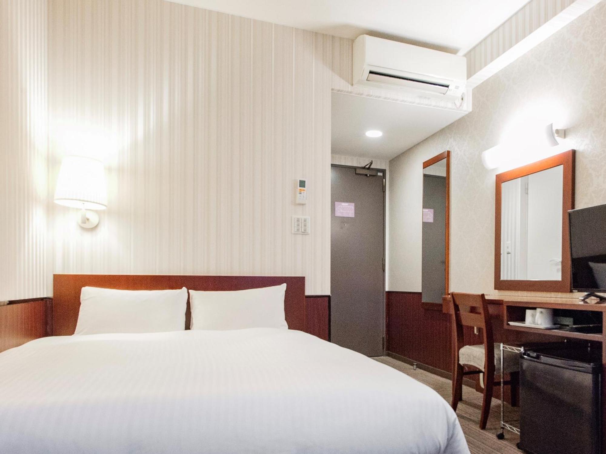 Hotel Hillarys Ōsaka Zimmer foto